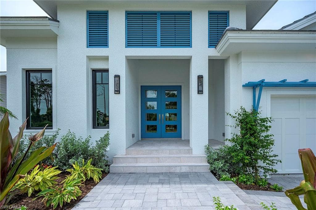 685 6th Ave, Marco Island, FL 34145-3