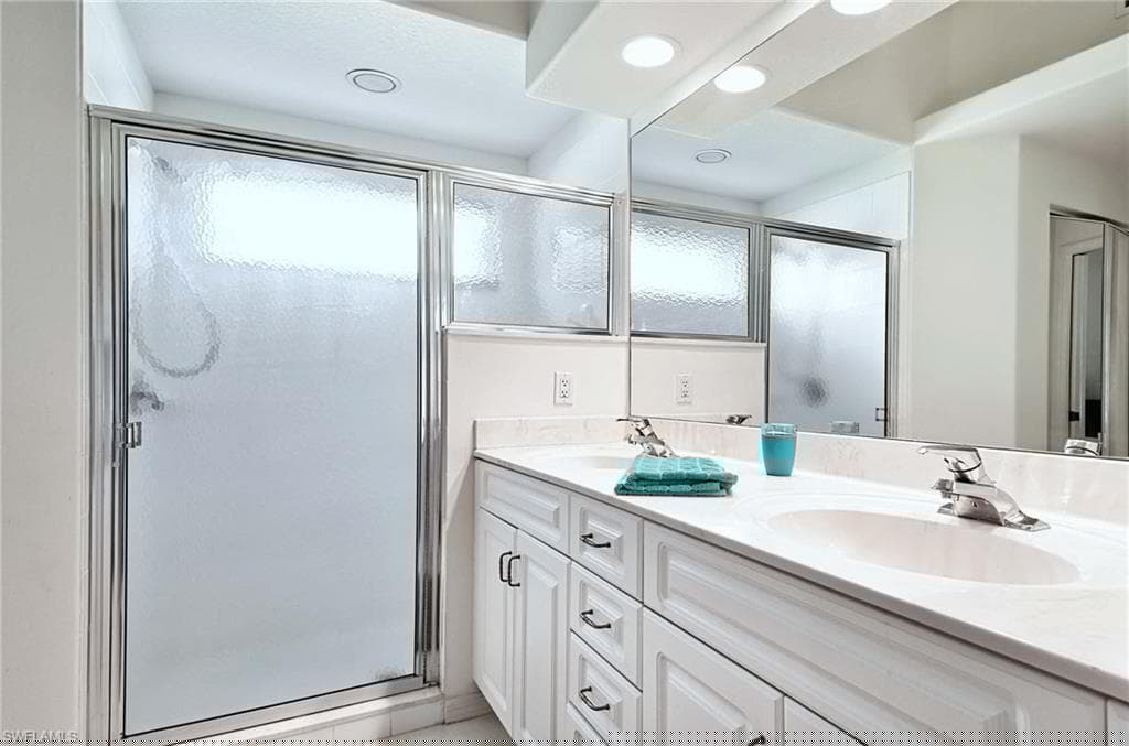 8535 Ibis Cove Cir M661, Naples, FL 34119-14