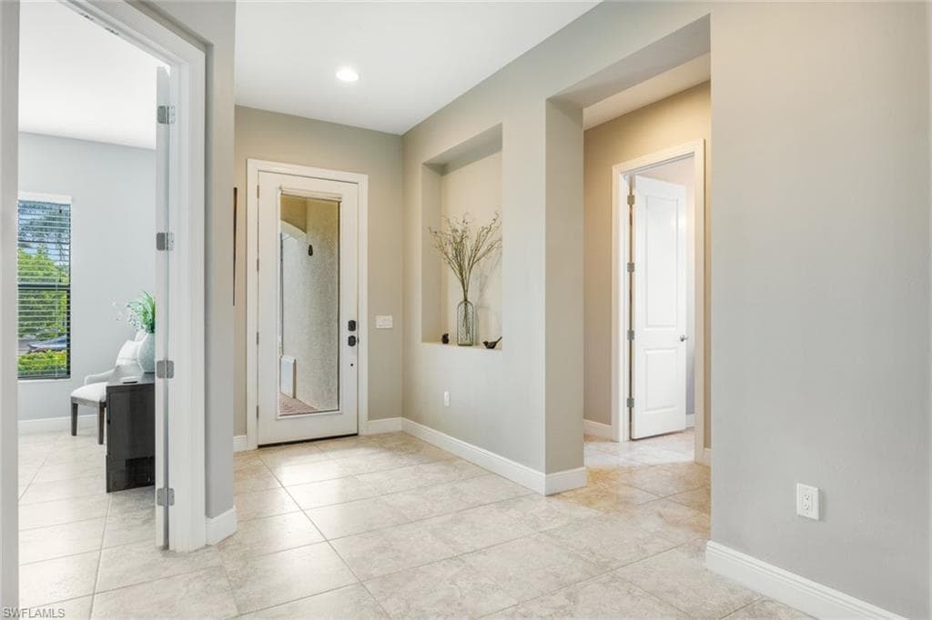 12714 Astor Pl, Fort Myers, FL 33913-4