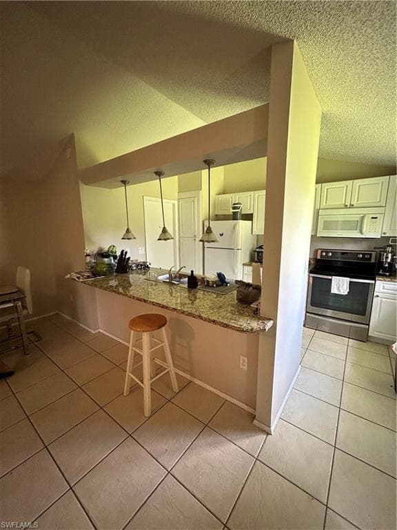 2120 21st St SW, Naples, FL 34117-6