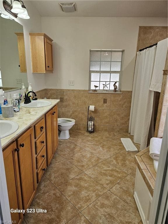 2781 26th Ave SE, Naples, FL 34117-37