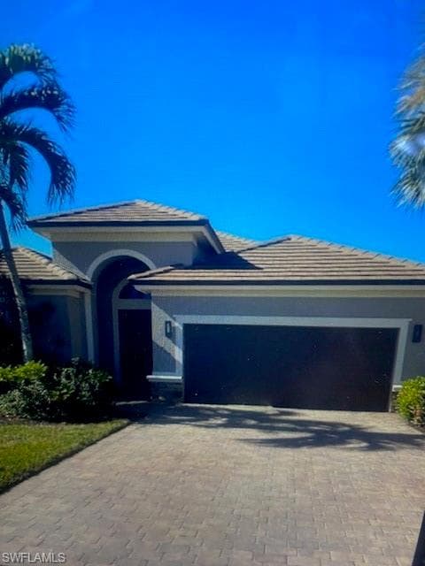 9109 Quartz Ln, Naples, FL 34120-2