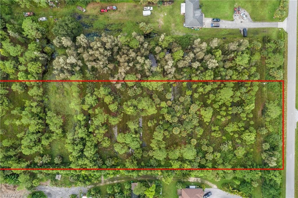 420 47th Ave NE, Naples, FL 34120-6