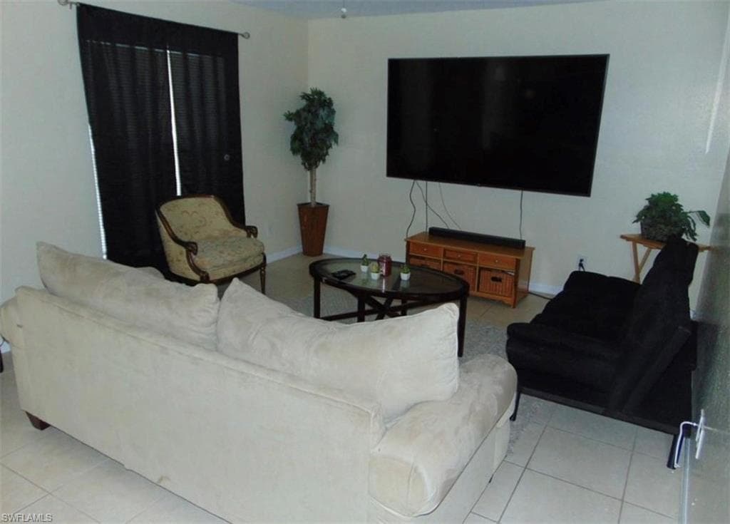 2203 Christopher Ave N, Lehigh Acres, FL 33971-4