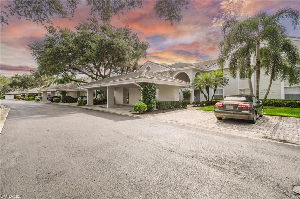 6280 Bellerive Ave 207, Naples, FL 34119-3