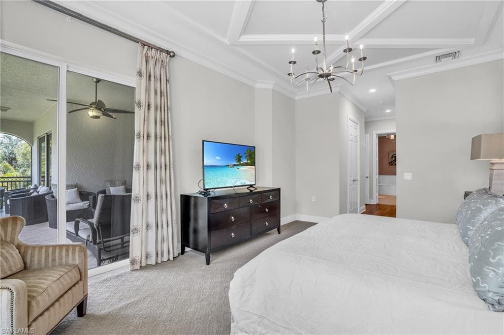 9053 Cascada Way 202, Naples, FL 34114-19