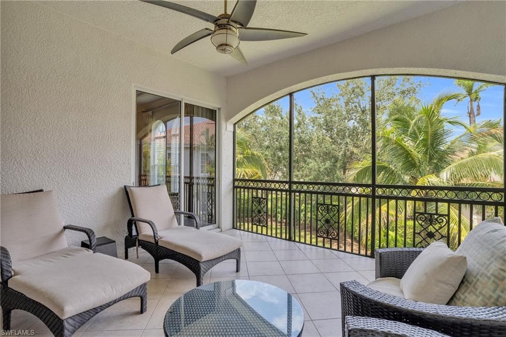 9053 Cascada Way 202, Naples, FL 34114-39