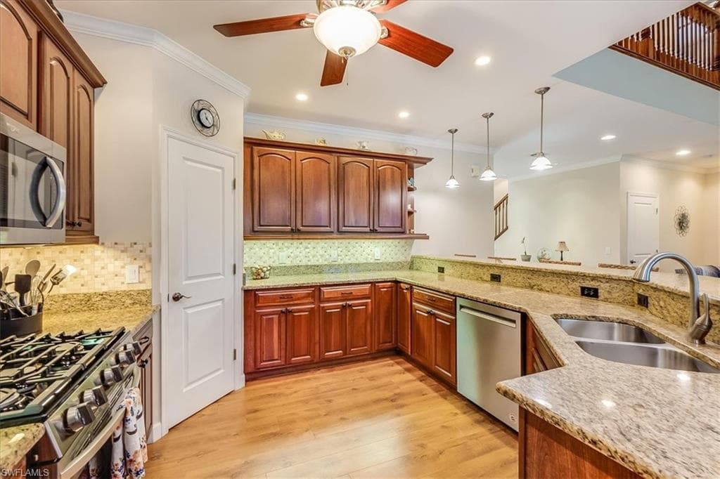 4235 10th St NE, Naples, FL 34120-12