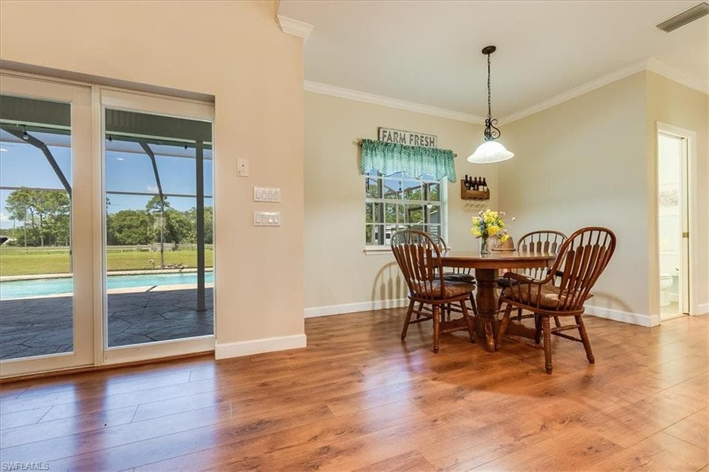 4235 10th St NE, Naples, FL 34120-19