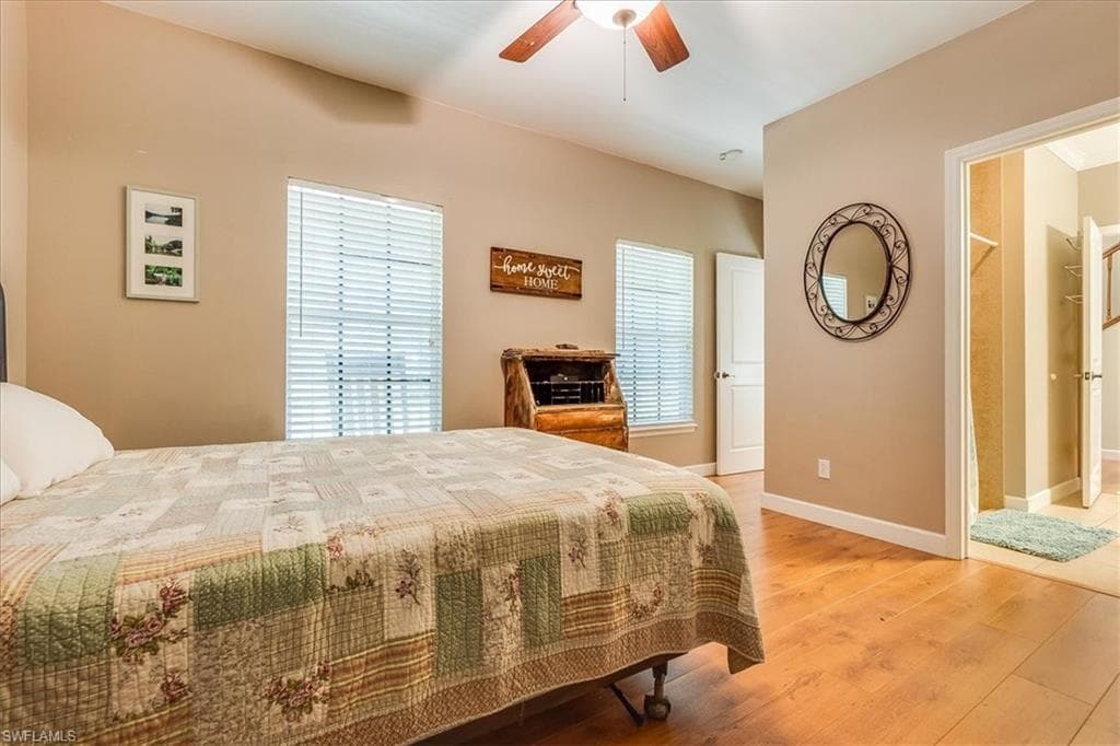 4235 10th St NE, Naples, FL 34120-28
