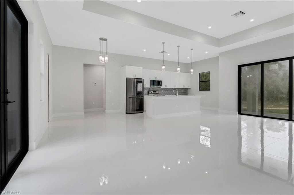 2266 Desoto Blvd S, Naples, FL 34117-9