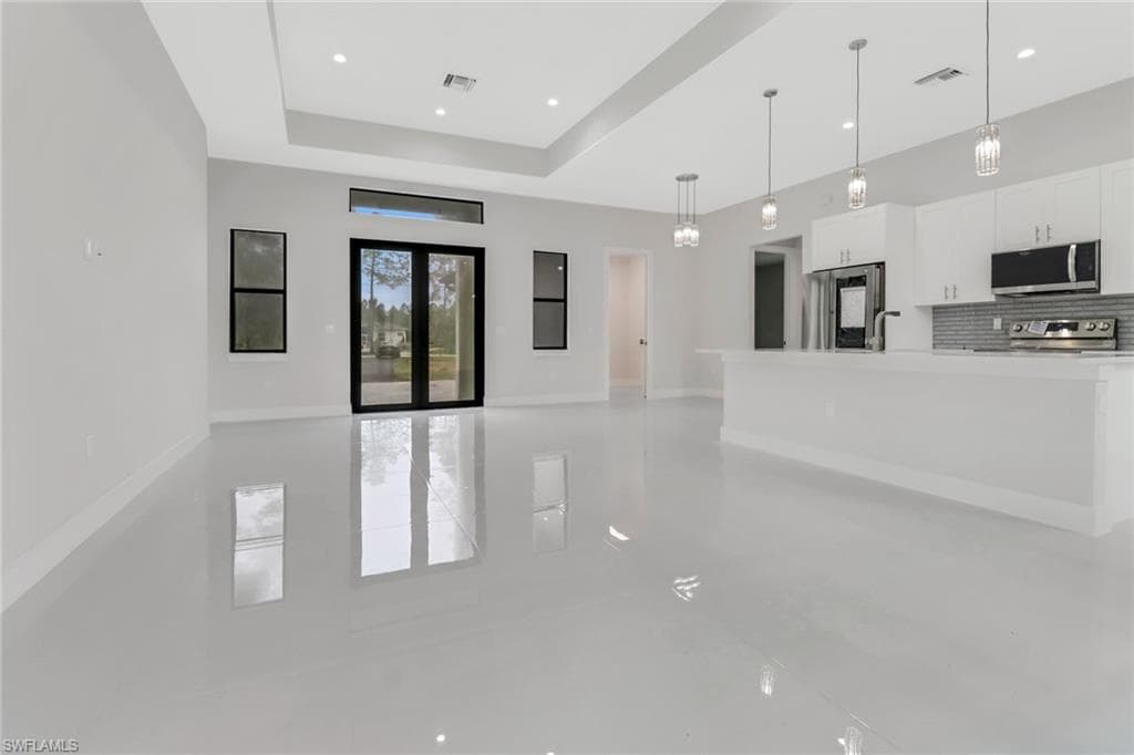 2266 Desoto Blvd S, Naples, FL 34117-11
