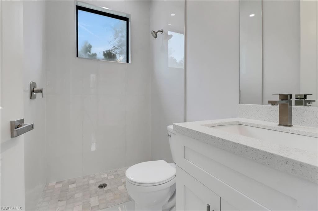 2266 Desoto Blvd S, Naples, FL 34117-12