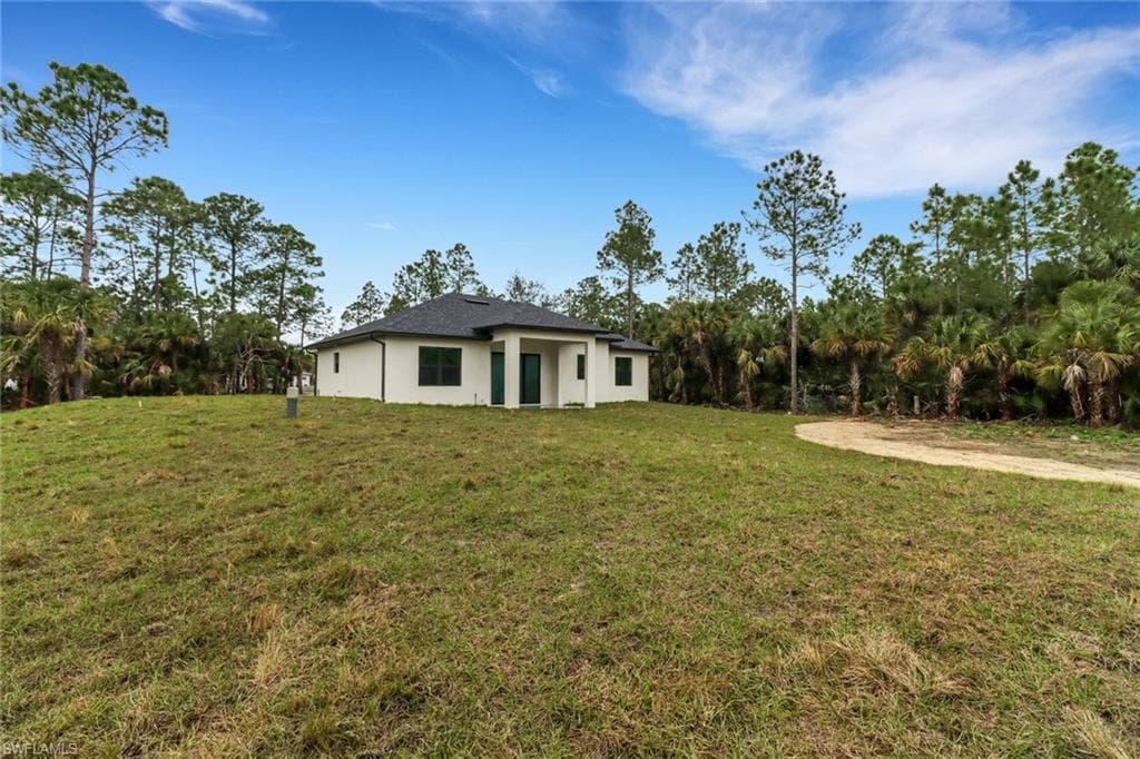 2266 Desoto Blvd S, Naples, FL 34117-19