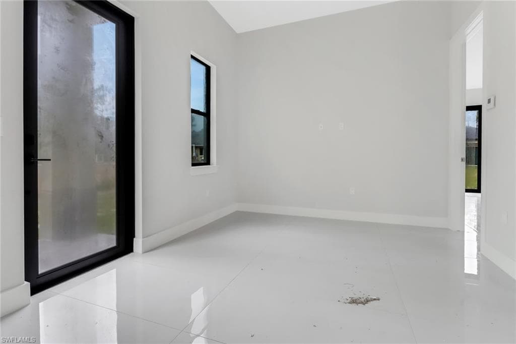2266 Desoto Blvd S, Naples, FL 34117-22
