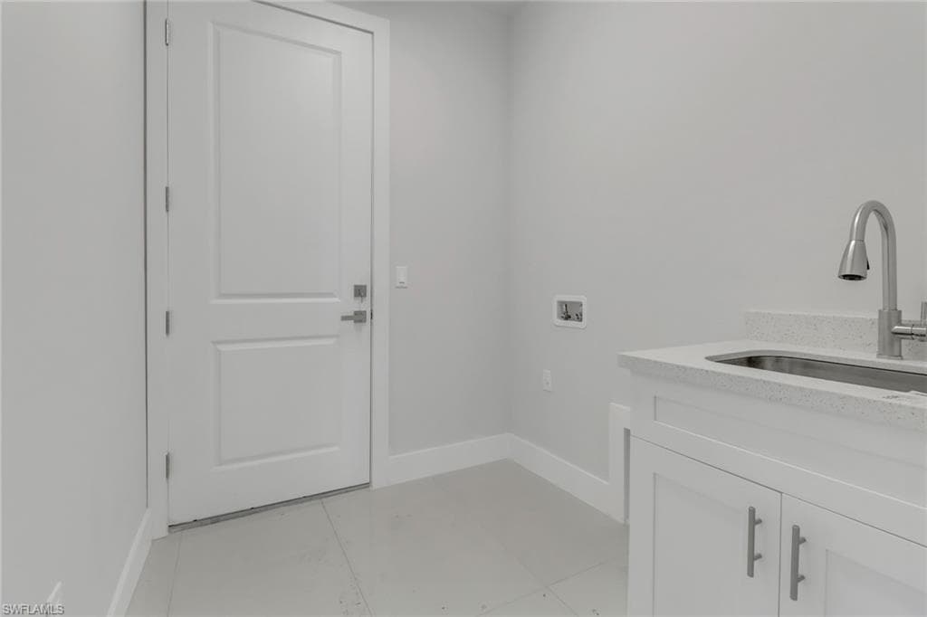 2266 Desoto Blvd S, Naples, FL 34117-25