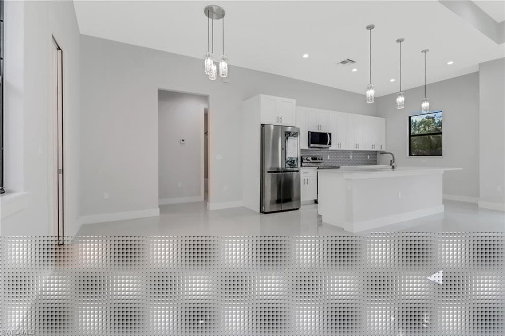 2266 Desoto Blvd S, Naples, FL 34117-4
