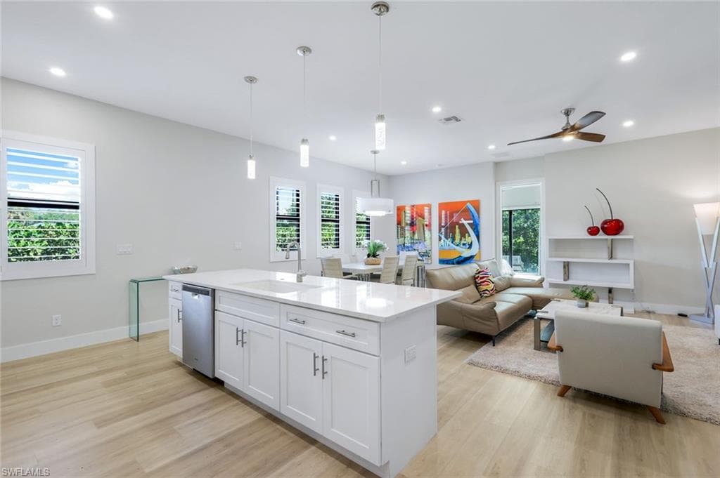 5768 Jasper Way 101, Naples, FL 34112-2
