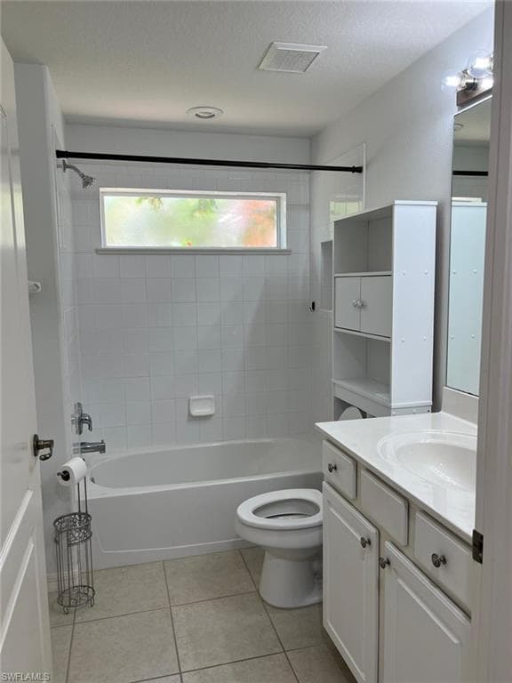 14931 Volterra Ct, Naples, FL 34120-12