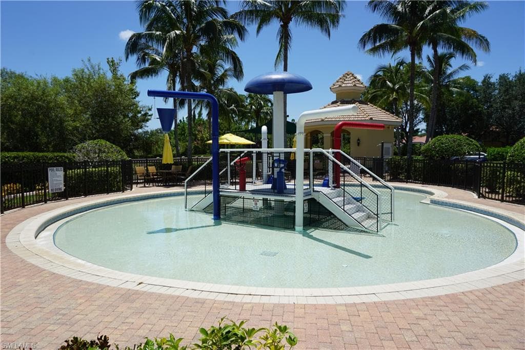14931 Volterra Ct, Naples, FL 34120-32
