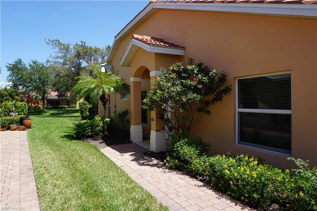 14931 Volterra Ct, Naples, FL 34120-3