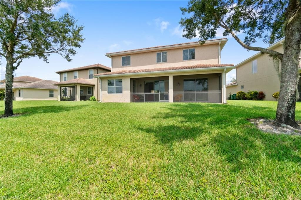 1529 Birdie Dr, Naples, FL 34120-19