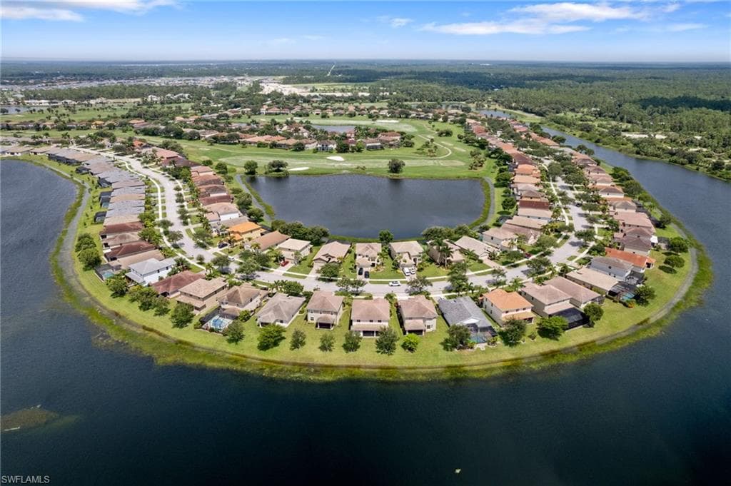 1529 Birdie Dr, Naples, FL 34120-22