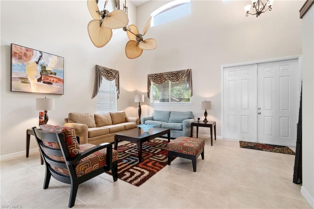 1529 Birdie Dr, Naples, FL 34120-7