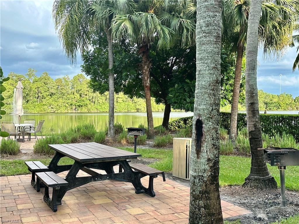 1210 Reserve Way 9-107, Naples, FL 34105-12