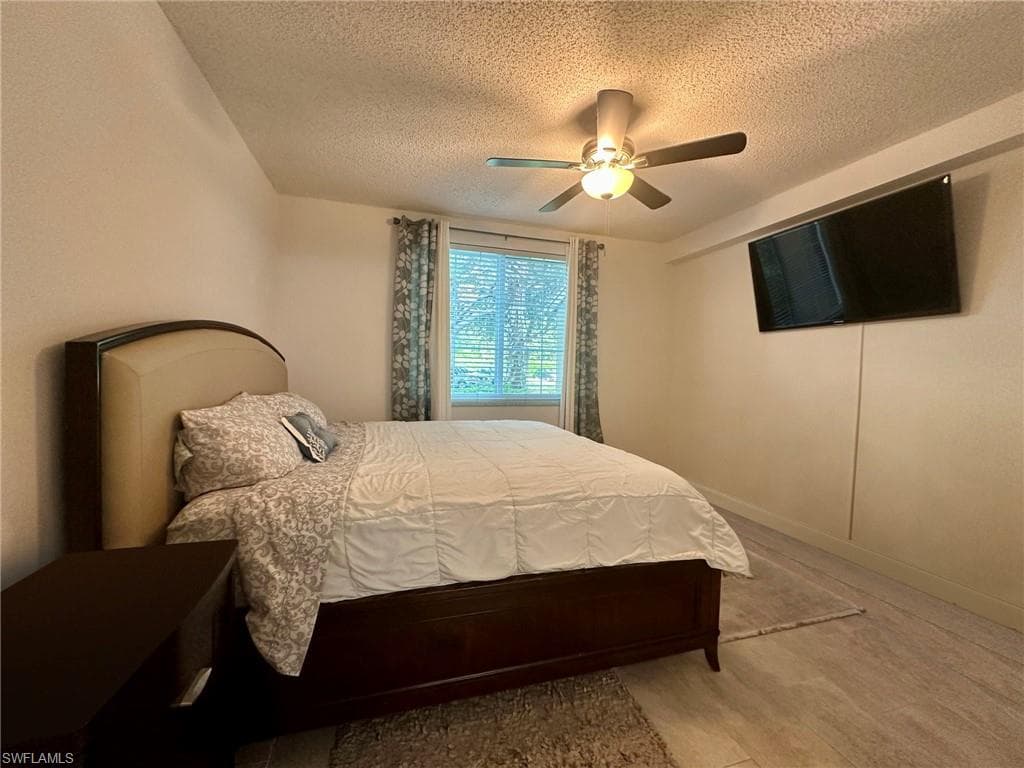 1210 Reserve Way 9-107, Naples, FL 34105-6