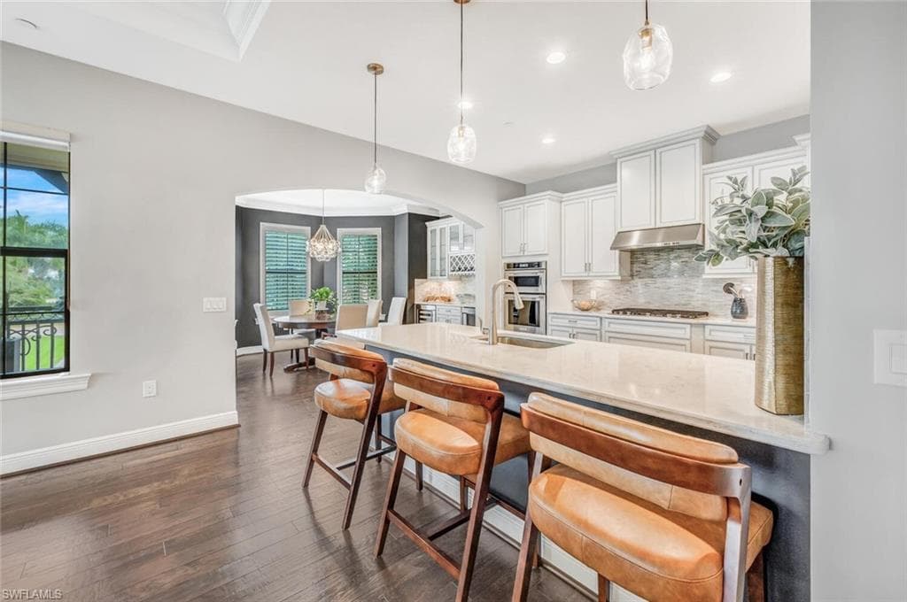16452 Carrara Way 102, Naples, FL 34110-16