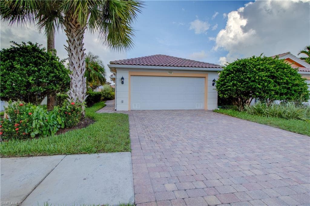 7622 Novara Ct, Naples, FL 34114-24