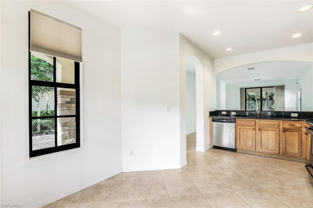 1241 Kendari Ter, Naples, FL 34113-12