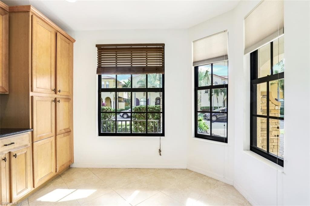 1241 Kendari Ter, Naples, FL 34113-15