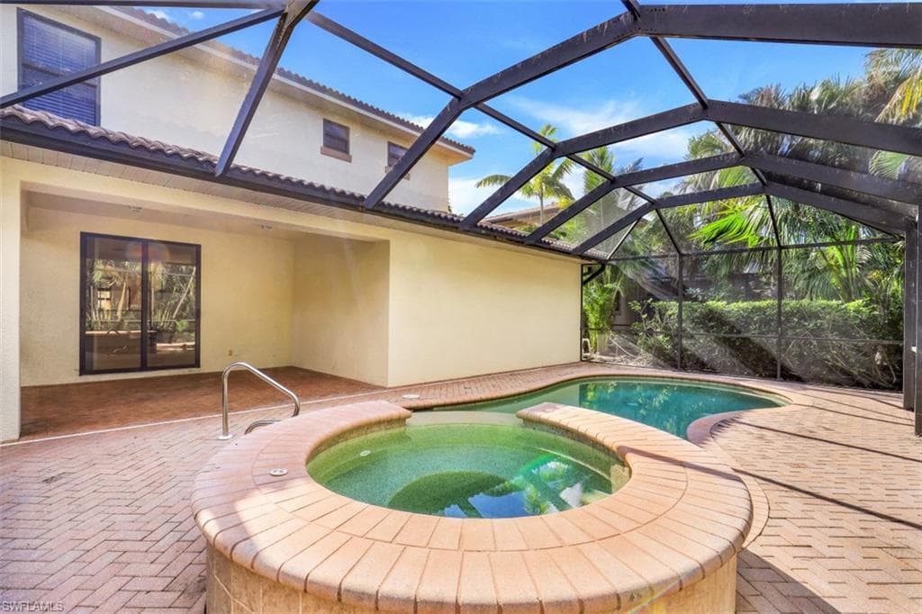 1241 Kendari Ter, Naples, FL 34113-28