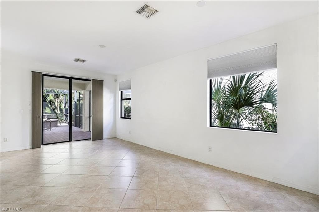1241 Kendari Ter, Naples, FL 34113-6