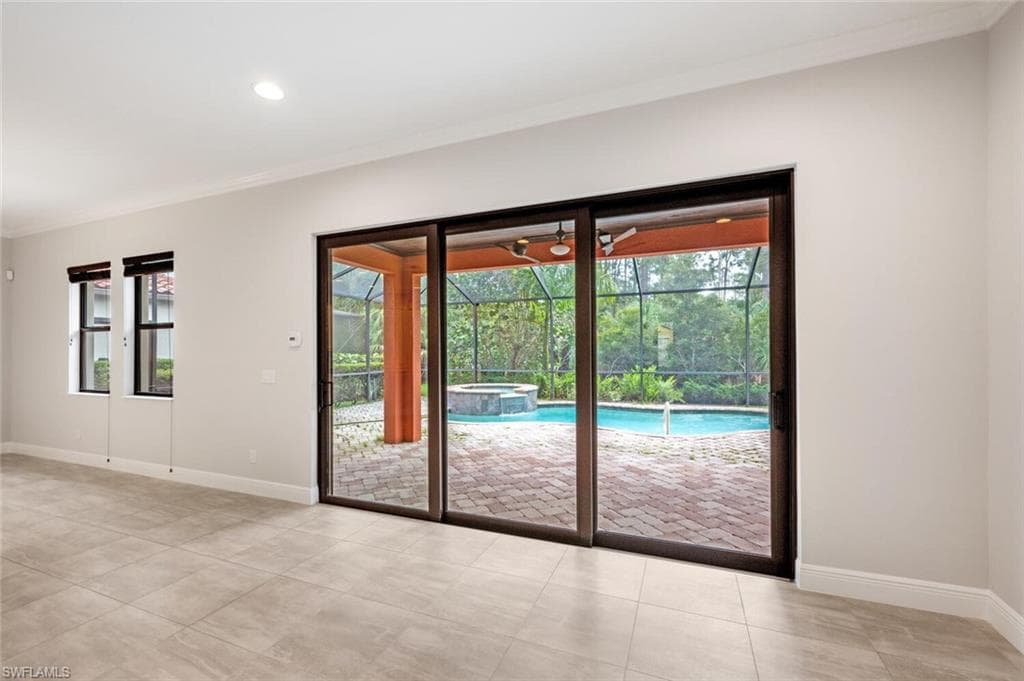 4430 Tamarind Way, Naples, FL 34119-4