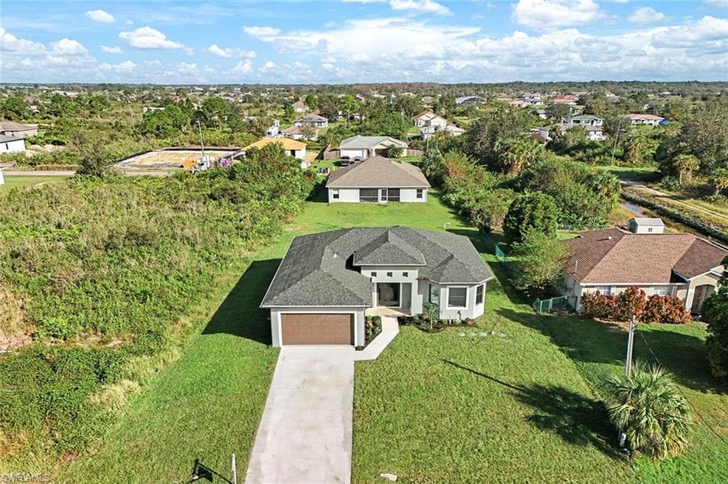 2802 63rd St W, Lehigh Acres, FL 33971-4