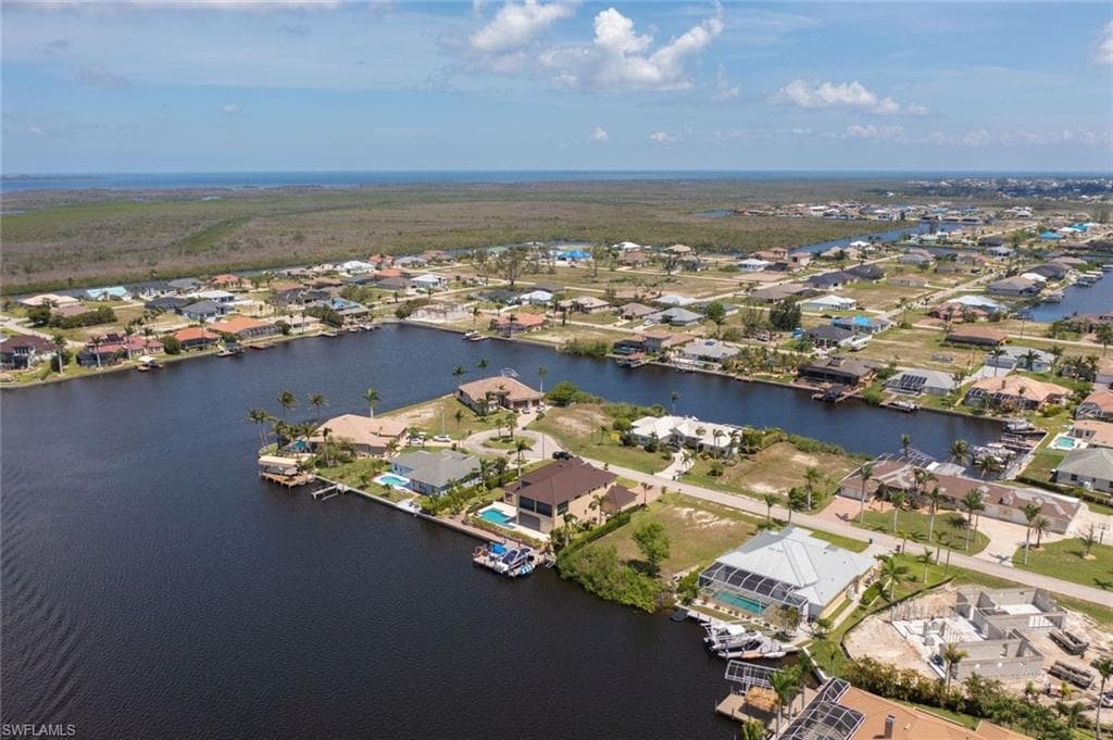 4101 11th St, Cape Coral, FL 33993-16