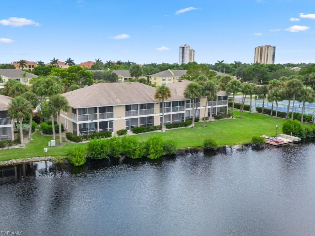 1315 Mainsail Dr N 1114, Naples, FL 34114-9