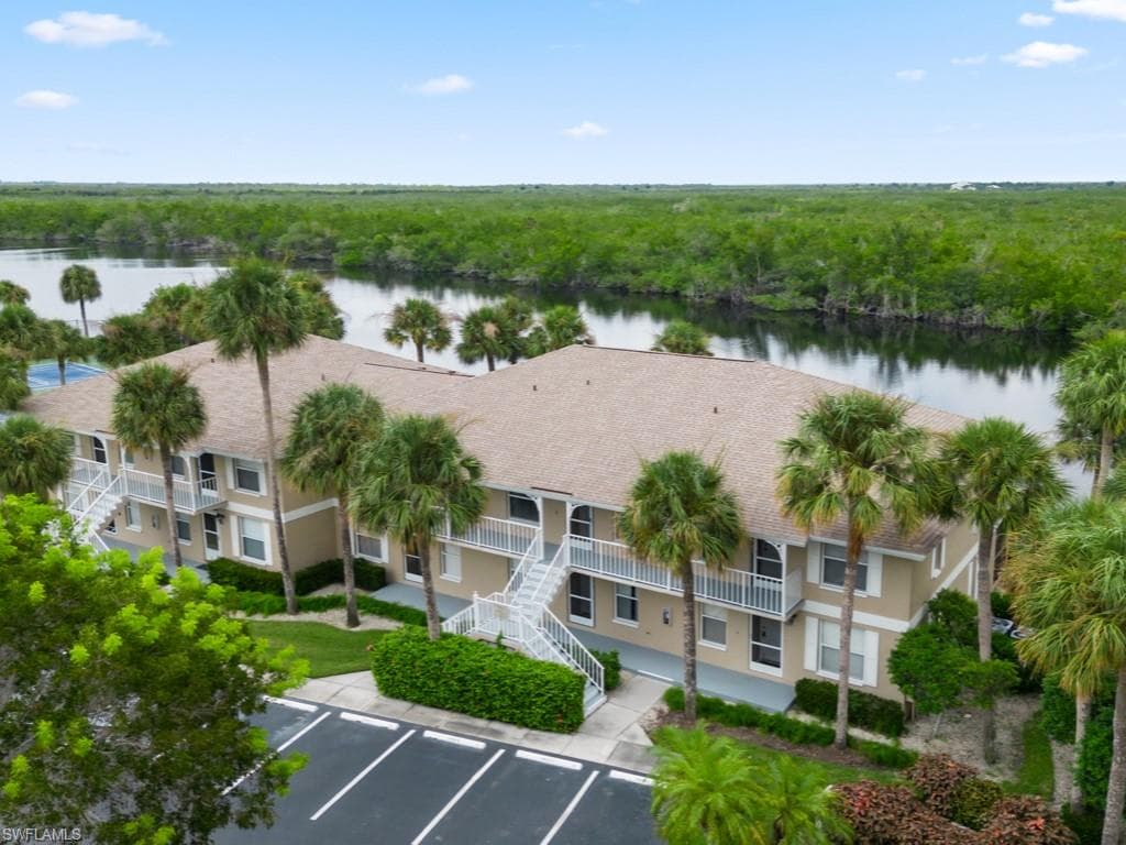 1315 Mainsail Dr N 1114, Naples, FL 34114-1