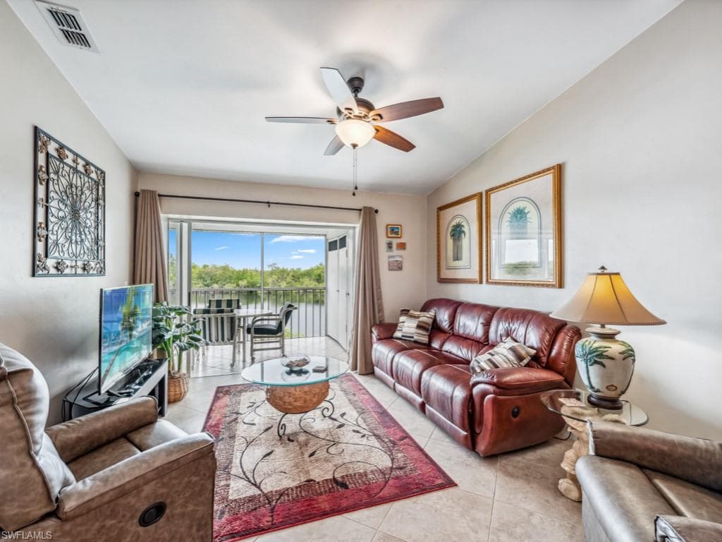 1315 Mainsail Dr N 1114, Naples, FL 34114-20