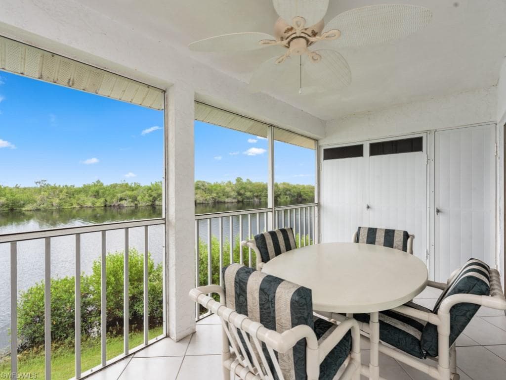 1315 Mainsail Dr N 1114, Naples, FL 34114-25