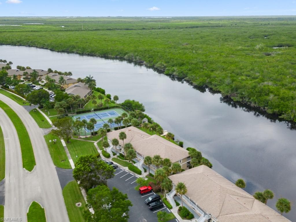 1315 Mainsail Dr N 1114, Naples, FL 34114-4