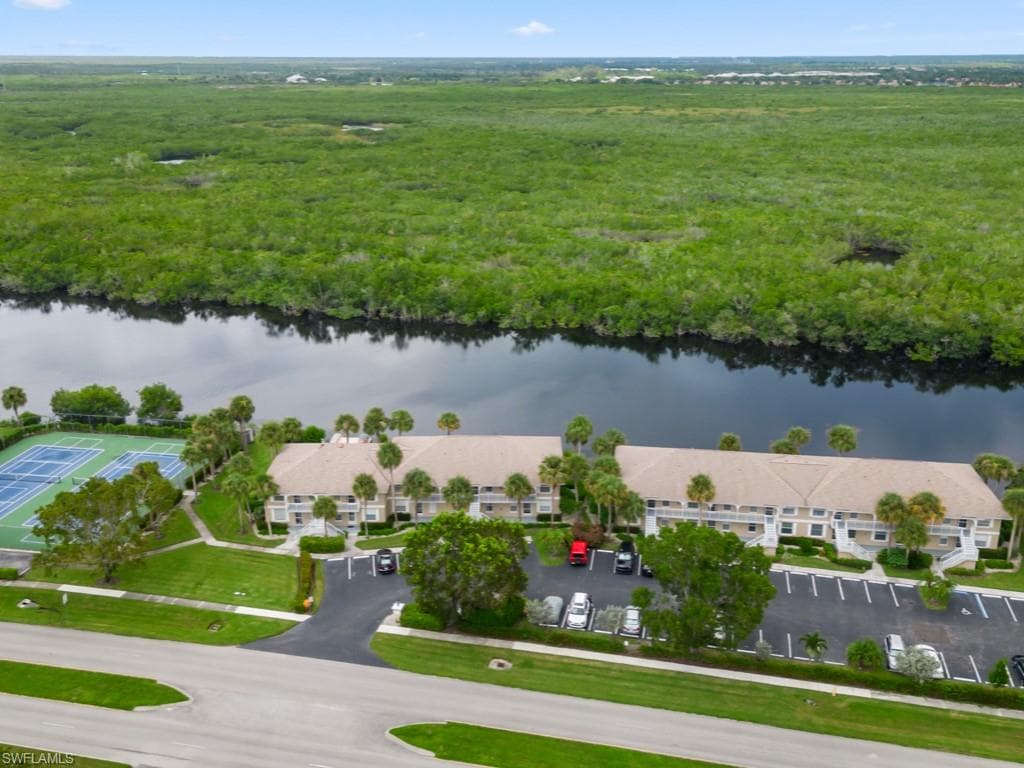 1315 Mainsail Dr N 1114, Naples, FL 34114-5