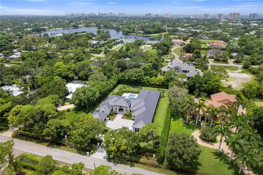 475 Carica Rd, Naples, FL 34108-50