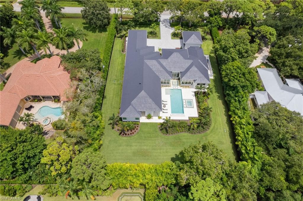 475 Carica Rd, Naples, FL 34108-51