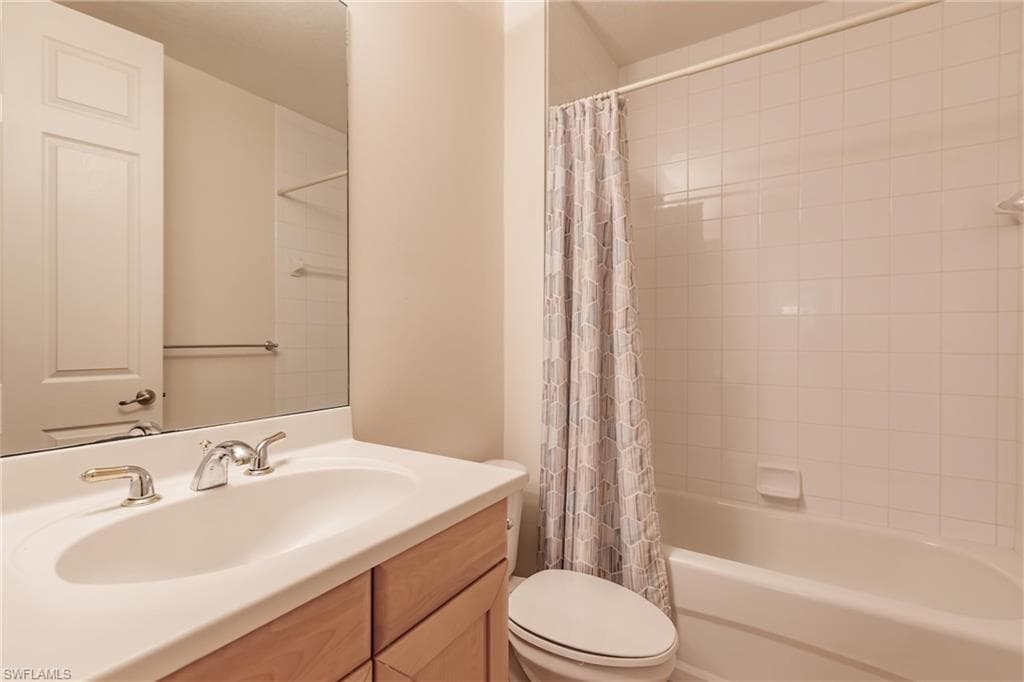 798 Regency Reserve Cir 1101, Naples, FL 34119-22