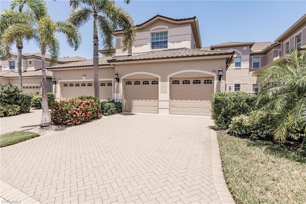 798 Regency Reserve Cir 1101, Naples, FL 34119-1