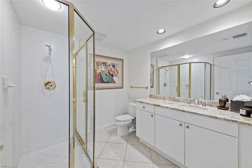 7117 Pelican Bay Blvd 1103, Naples, FL 34108-16